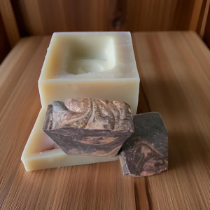 Frankincense & Myrrh